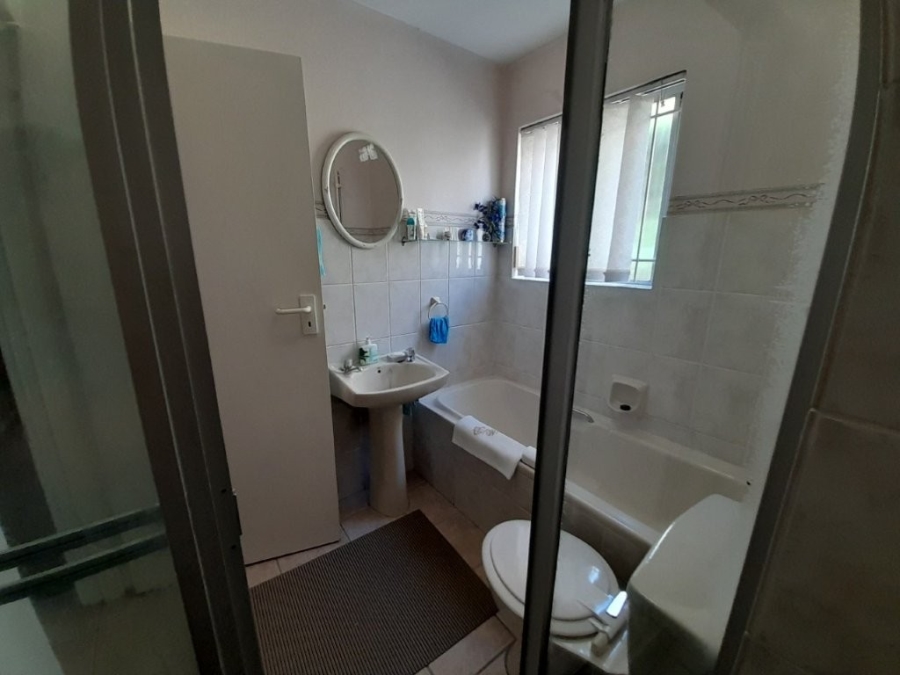 2 Bedroom Property for Sale in Durbanville Western Cape